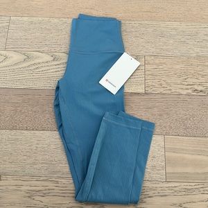 Lululemon High Rise Yoga Tight 25” Grid Texture